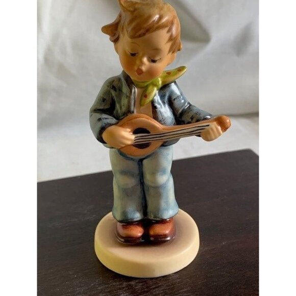 Hummel Goebel Little Troubadour figure 558 4.25" tall - Picture 1 of 6